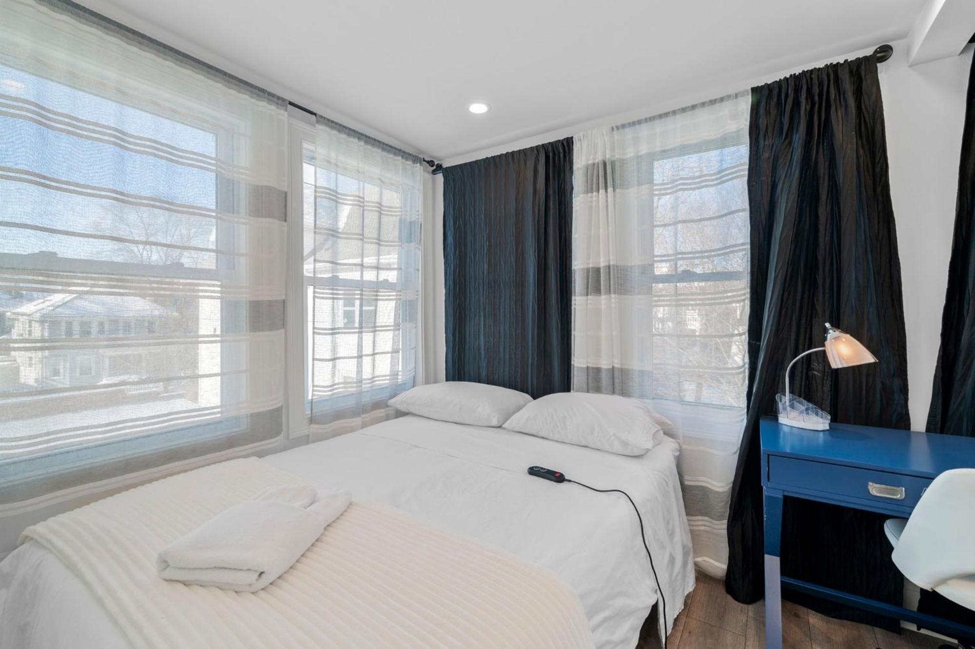 Roslindale Village Condos Бостон Экстерьер фото