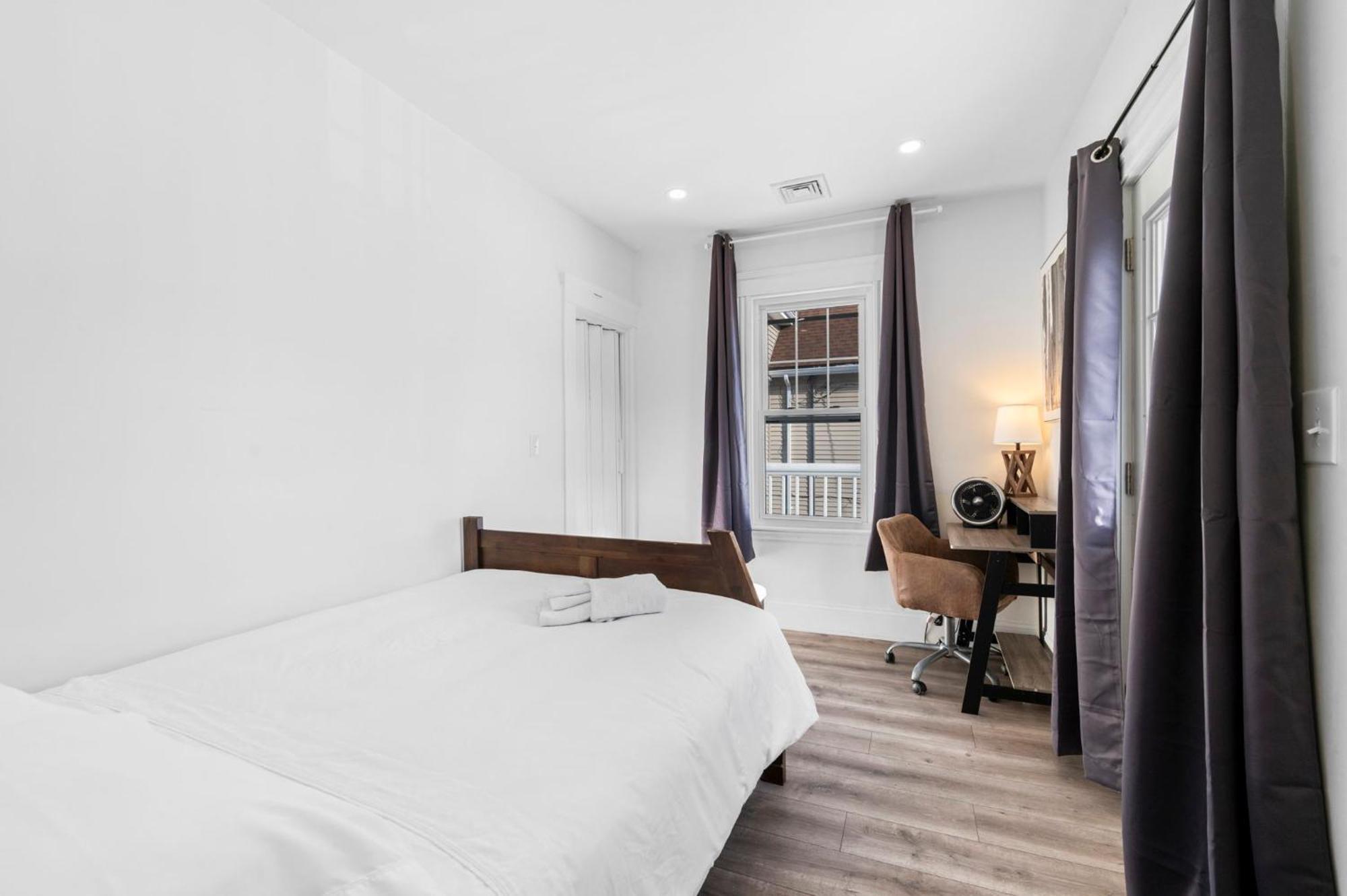 Roslindale Village Condos Бостон Экстерьер фото