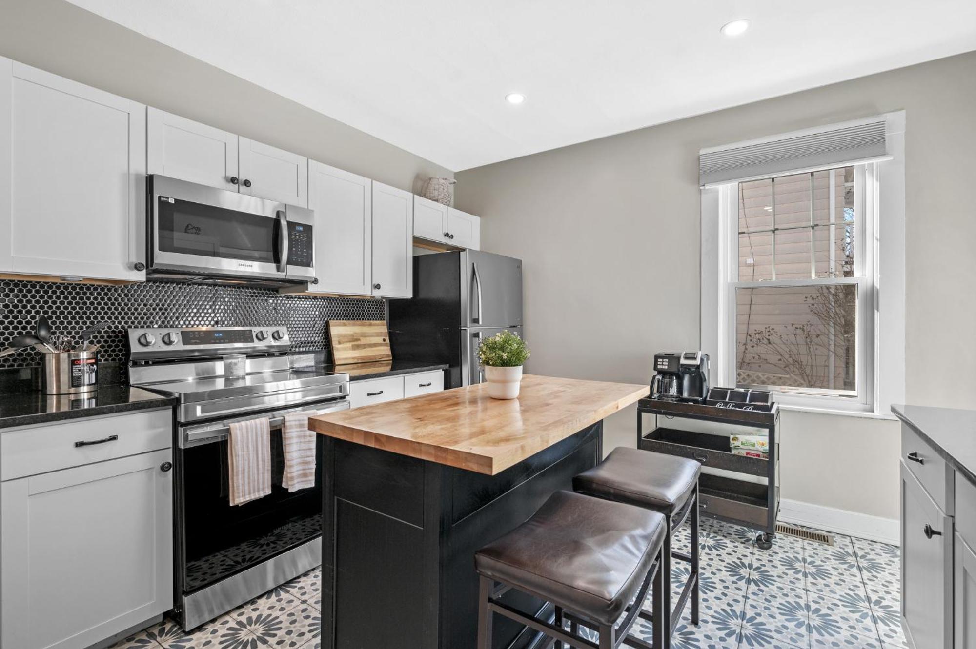 Roslindale Village Condos Бостон Экстерьер фото